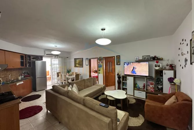 Shtepi ne shitje 2+1 ne Tirane - 160,000 Euro