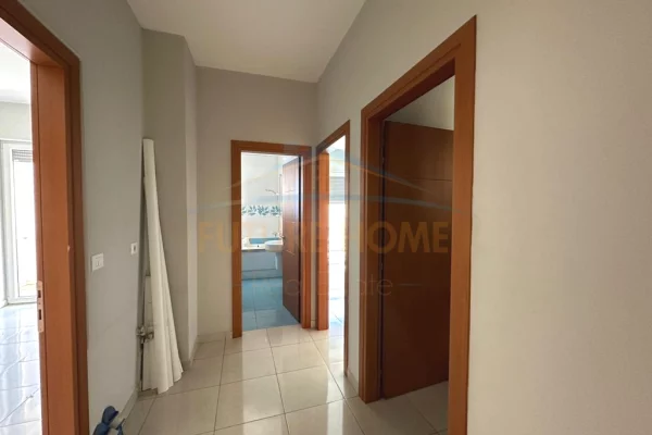 Apartament, Ambjent Biznesi me qera, Rruga e Bogdaneve, Tirane