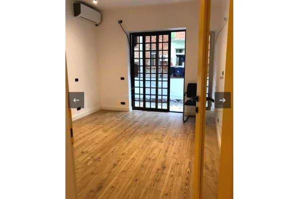 Ambient biznesi me qera 3+1 ne Tirane - 950 Euro