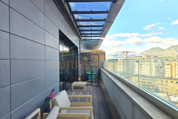 Shtepi ne shitje Apartament ne Tirane, 2+1, Mobilimi E mobiluar, Pagesa 650,000  Euro.