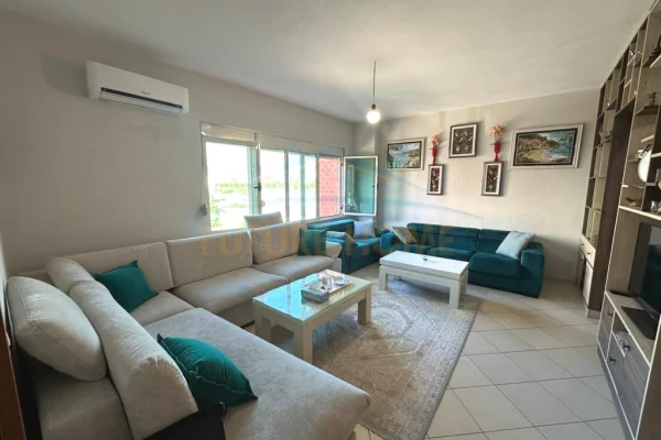  Apartament ne shitje 1+1, Stacioni i Trenit, Tirane