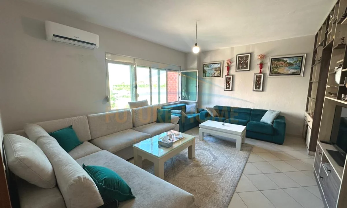 Shtepi ne shitje Apartament ne Tirane, 1+1, Mobilimi Bosh, pa mobiluar, Pagesa 120,000  Euro.