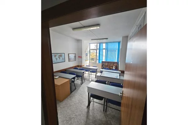 Ambjent Biznesi per qera, Rruga Bardhyl