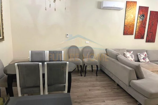 Shtepi ne shitje Apartament ne Tirane, 2+1, Mobilimi E mobiluar, Pagesa 165,000  Euro.