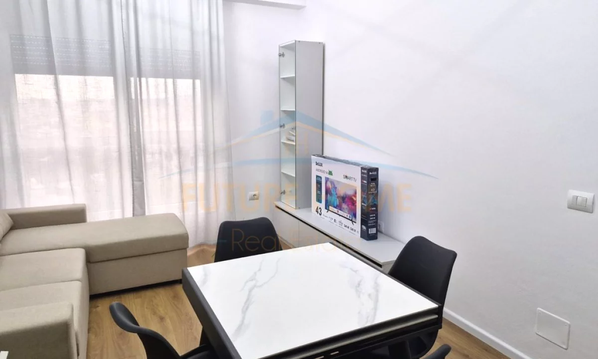 Shtepi me qera Apartament ne Tirane, 1+1, Mobilimi E mobiluar, Pagesa 450  Euro.