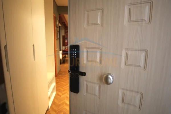 Shtepi me qera Apartament ne Tirane, 1+1, Mobilimi E mobiluar, Pagesa 700  Euro.