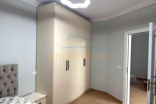 Shtepi me qera Apartament ne Tirane, 2+1, Mobilimi E mobiluar, Pagesa 800  Euro.