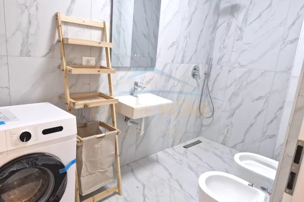 Shtepi me qera Apartament ne Tirane, 1+1, Mobilimi E mobiluar, Pagesa 450  Euro.