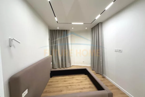 Shtepi me qera Apartament ne Tirane, 2+1, Mobilimi E mobiluar, Pagesa 2,200  Euro.