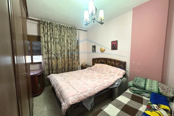 Appartamento in vendita a Tirana 2+1, Arredato