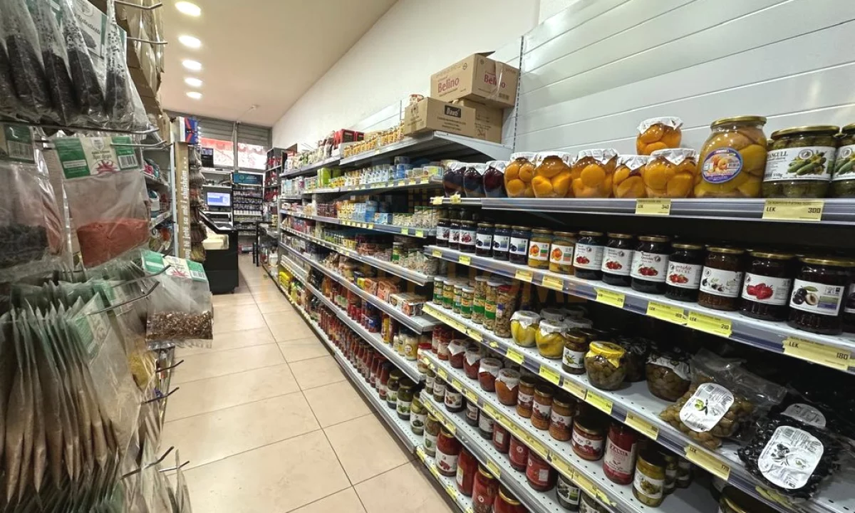 Jepet per shitje Ambjent Biznesi, Yzberisht