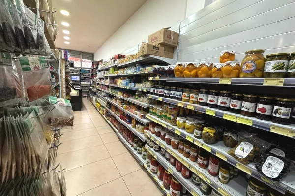 Business Property in Sale 1+1 in Tirana - 220,000 Euro