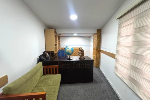 Jepet per qera Duplex per Zyra, Myslym Shyri, Tirane