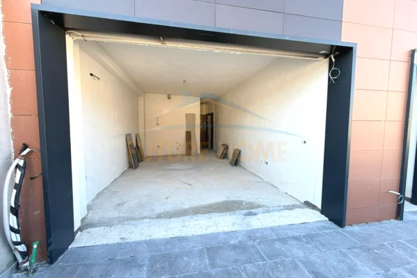 Appartamento in vendita a Tirana Garsoniere, Vuoto