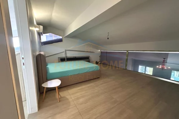 Shtepi ne shitje Penthose(kati i fundit panoramik) ne Tirane, 7+1, Mobilimi Pjeserisht e mobiluar, Pagesa 843,000  Euro.