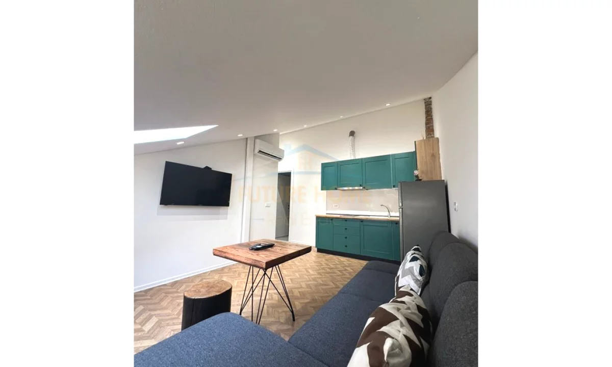 Shtepi me qera Apartament ne Tirane, 3+1, Mobilimi E mobiluar, Pagesa 1,500  Euro.