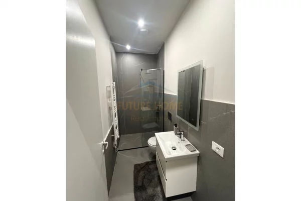 Shtepi me qera Apartament ne Tirane, 3+1, Mobilimi E mobiluar, Pagesa 1,500  Euro.