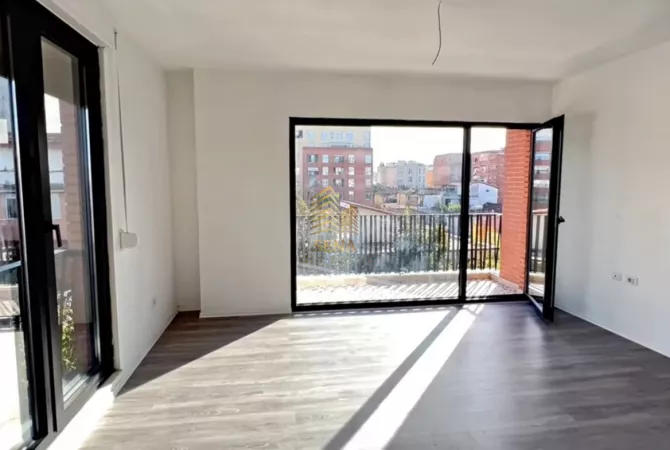 Shtepi ne shitje 1+1 ne Tirane - 172,000 Euro
