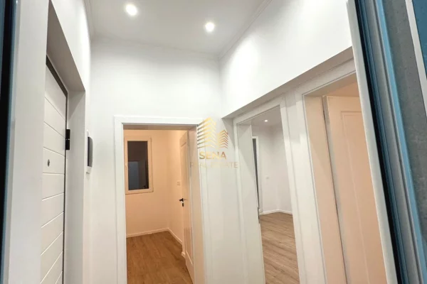 Shtepi ne shitje Apartament ne Tirane, 2+1, Mobilimi Bosh, pa mobiluar, Pagesa 168,000  Euro.