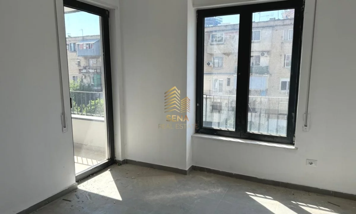 Qira, Ambient per zyra, 1+1+blk, Bulevardi i Ri, 500 Euro/muaj