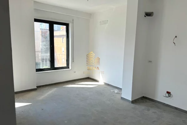 Business Property for Rent 1+1 in Tirana - 500 Euro