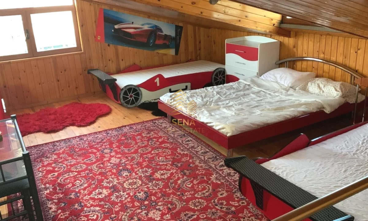 Shtepi me qera Shtepi Private ne Tirane, 2+1, Mobilimi E mobiluar, Pagesa 400  Euro.