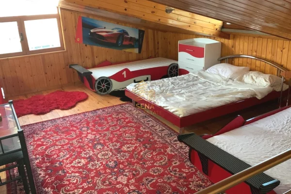 Qira, Apartament, 2+1+ Verande, Rrethrrotullimi i Ali Demit, 400 Euro/muaj