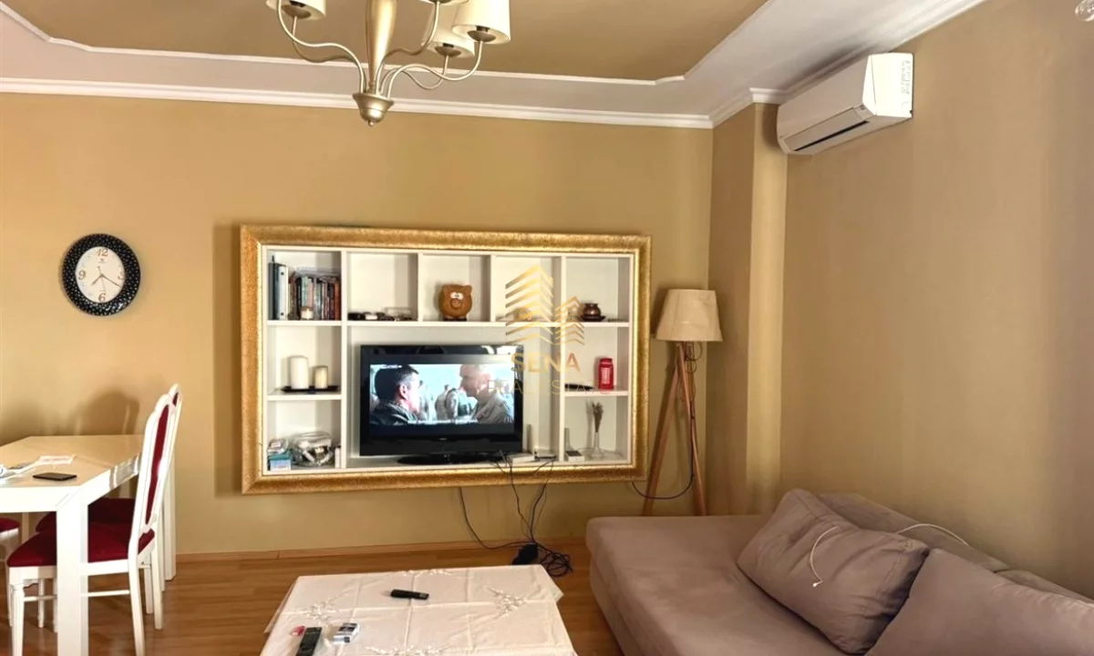 Shtepi me qera Apartament ne Tirane, 1+1, Mobilimi E mobiluar, Pagesa 45,000  Leke.