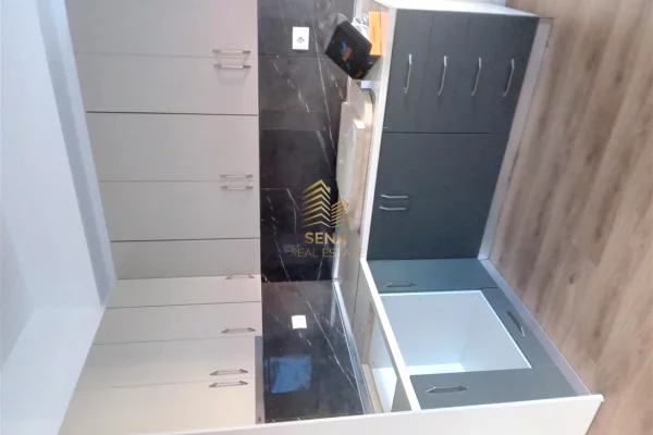 Shtepi me qera Apartament ne Tirane, 1+1, Mobilimi E mobiluar, Pagesa 40,000  Leke.