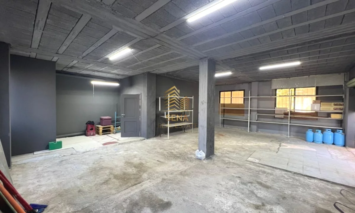 Qira, Magazine 120m2, Don Bosko, 800 Euro