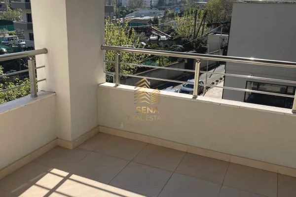 Shtepi me qera Apartament ne Tirane, 3+1, Mobilimi E mobiluar, Pagesa 850  Euro.