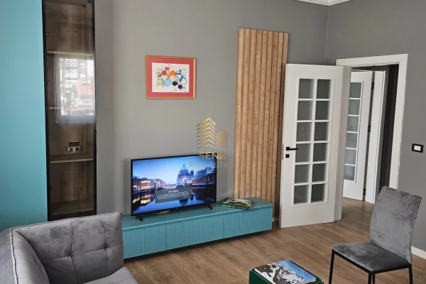 Shtepi me qera Apartament ne Tirane, 1+1, Mobilimi E mobiluar, Pagesa 60,000  Leke.