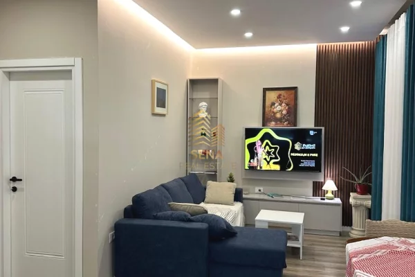 Shtepi me qera Apartament ne Tirane, 1+1, Mobilimi E mobiluar, Pagesa 60,000  Leke.