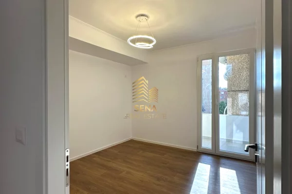 Shitet, Apartament 2+1+Blk, Porcelan, 118,000 Euro 