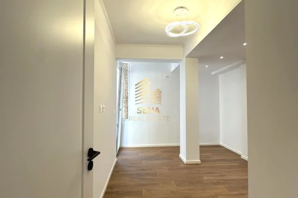 Shtepi ne shitje Apartament ne Tirane, 2+1, Mobilimi E mobiluar, Pagesa 118,000  Euro.