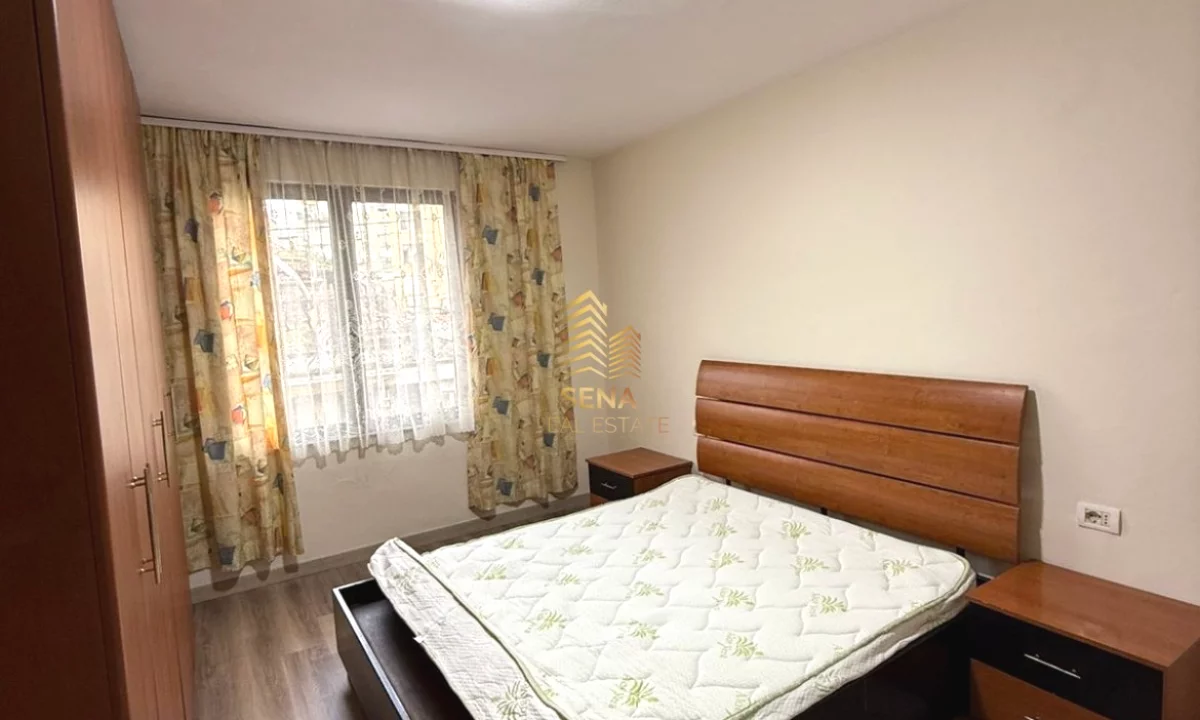 Shtepi me qera Apartament ne Tirane, 1+1, Mobilimi E mobiluar, Pagesa 500  Euro.