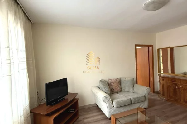 Shtepi me qera Apartament ne Tirane, 1+1, Mobilimi E mobiluar, Pagesa 500  Euro.