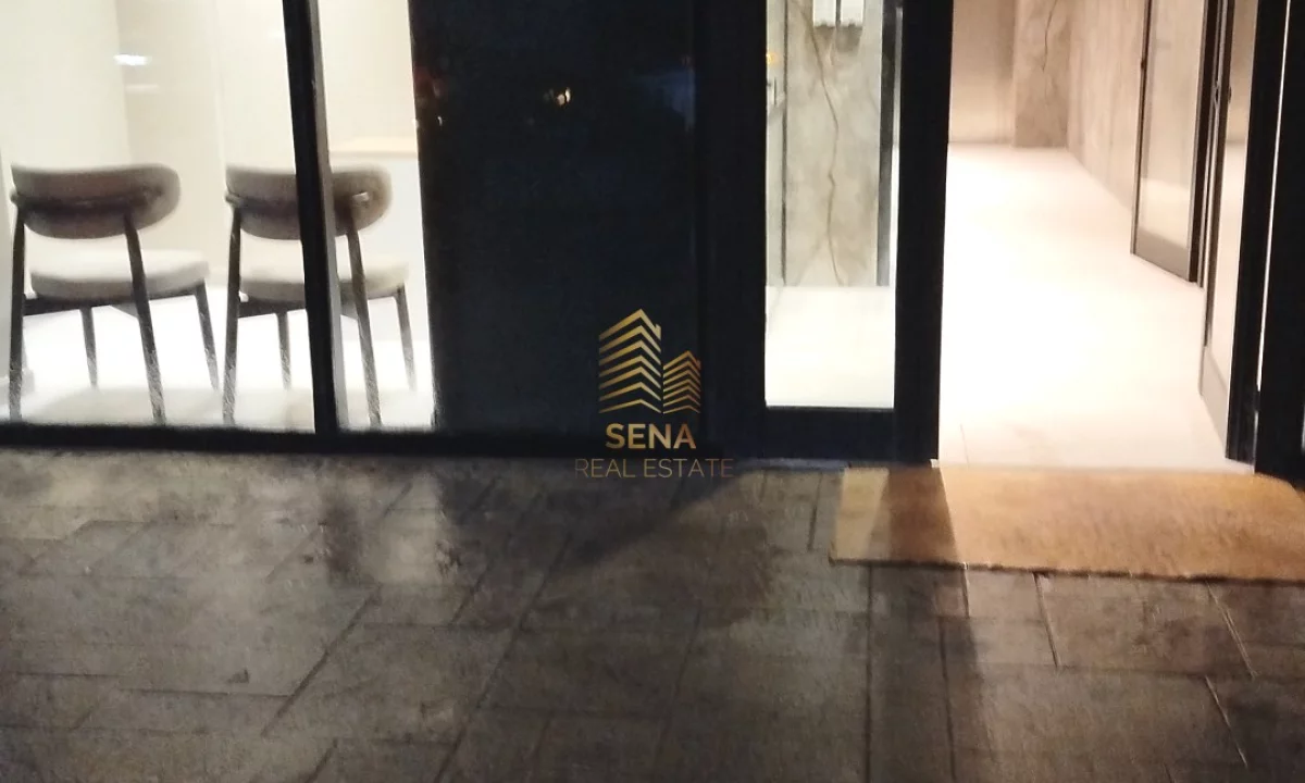 Shitet,Ambient biznesi ,Oxhaku, 3500 Euro/m2