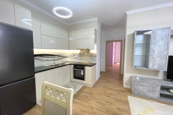 Shtepi me qera Apartament ne Tirane, 2+1, Mobilimi E mobiluar, Pagesa 800  Euro.