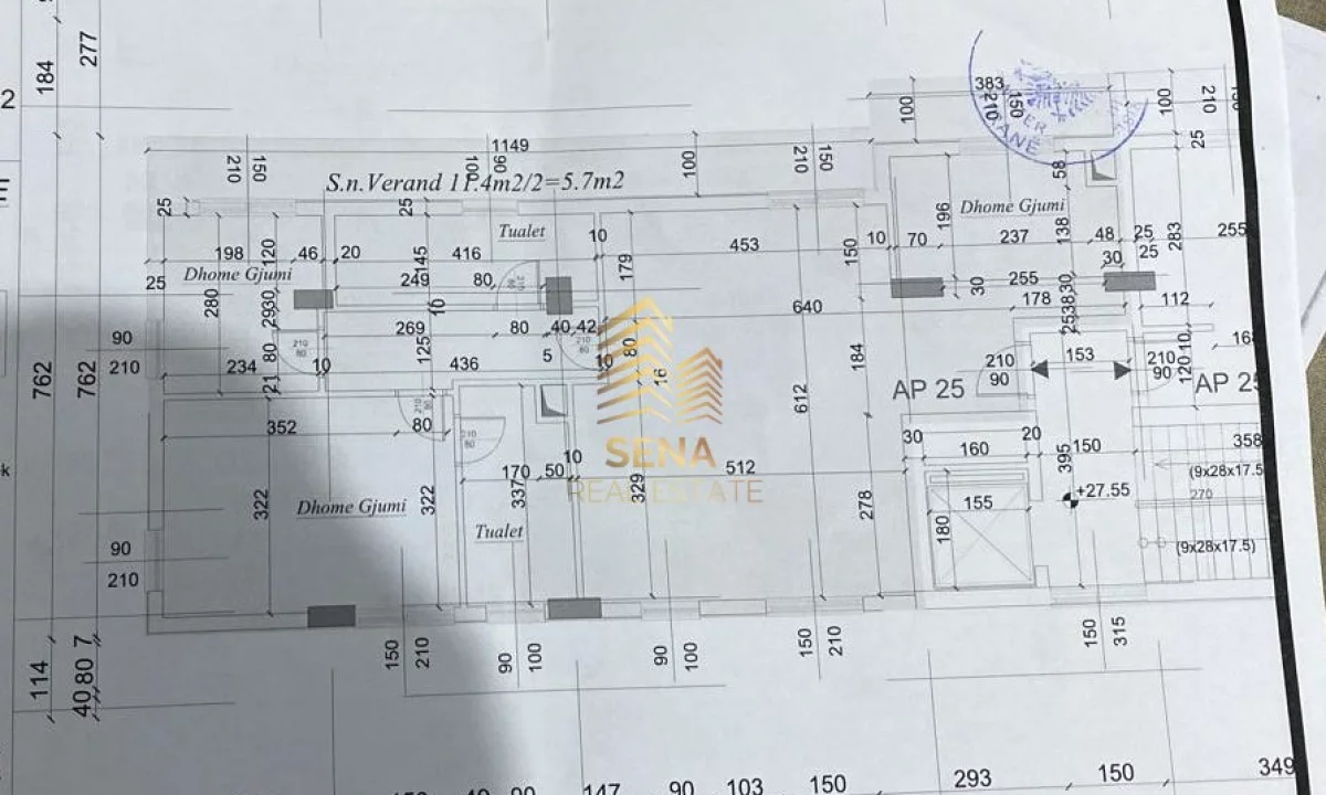 Shtepi ne shitje Apartament ne Tirane, 3+1, Mobilimi Bosh, pa mobiluar, Pagesa 261,000  Euro.