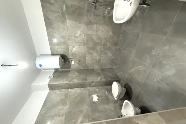 Shtepi me qera Apartament ne Tirane, 1+1, Mobilimi Bosh, pa mobiluar, Pagesa 520  Euro.
