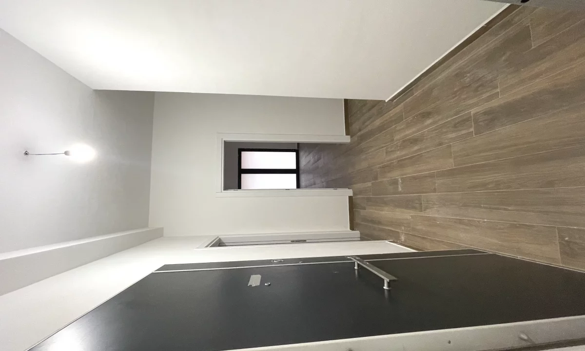 Shtepi me qera Apartament ne Tirane, 3+1, Mobilimi Bosh, pa mobiluar, Pagesa 650  Euro.