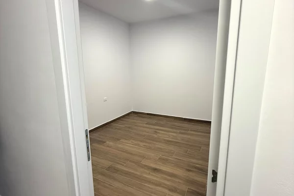 Ambient biznesi me qira