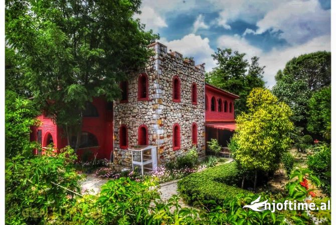 Business Property in Sale 5+1 in Tirana - 400,000 Euro