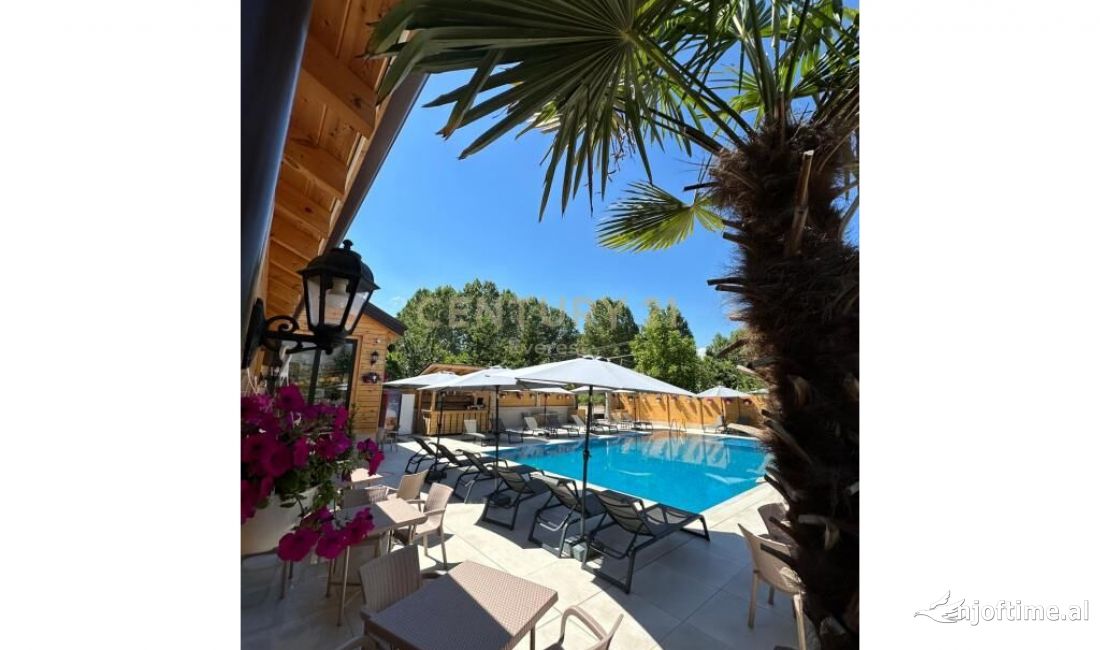 SHESIM KOMPLEKS ME VILA DRURI DHE PISHINE NE POGRADEC! MUNDESI E SHKELQYER INVESTIMI NE TURIZEM!