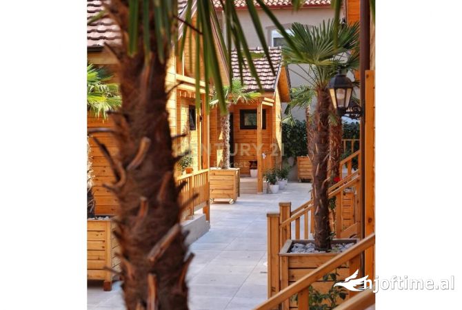 SHESIM KOMPLEKS ME VILA DRURI DHE PISHINE NE POGRADEC! MUNDESI E SHKELQYER INVESTIMI NE TURIZEM!