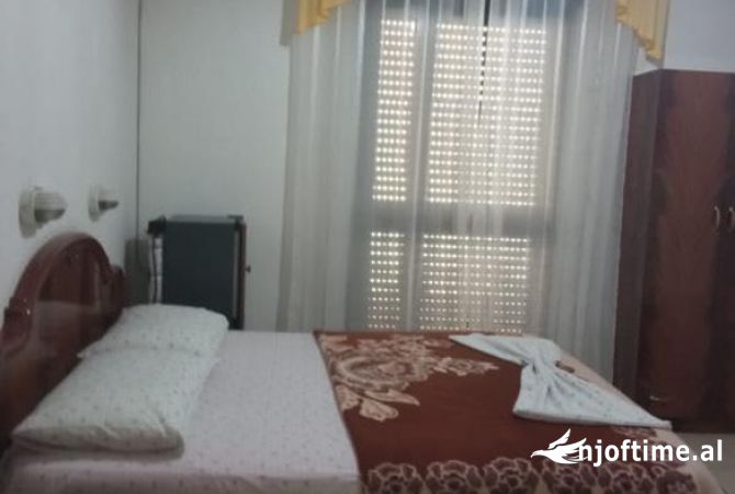 Ambiente Commerciale in Vendita 5+1 a Durazzo - 1,500,000 Euro