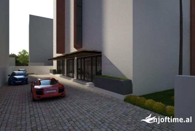 Toke Truall ne shitje ne Iliria lagja 13, Plazh Durres 