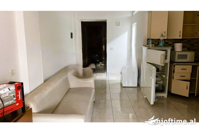 APARTAMENT 1+1 PER SHITJE NE RRUGEN "DRITAN HOXHA"