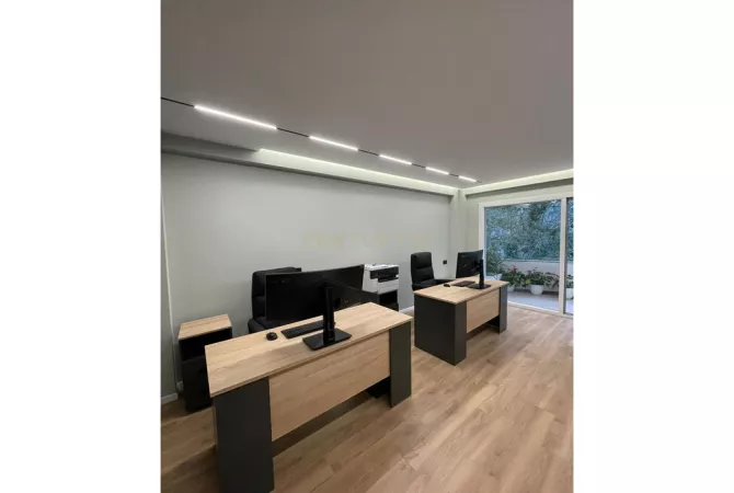 Business Property for Rent 3+1 in Tirana - 1,000 Euro